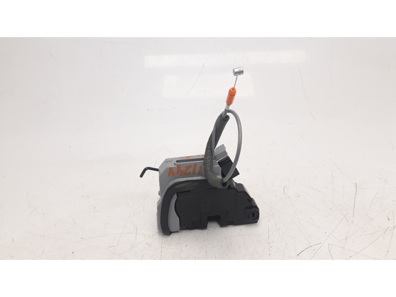 Recambio de cerradura puerta trasera izquierda para hyundai i20 active 1.0 tgdi cat referencia OEM IAM 81410Q0400  