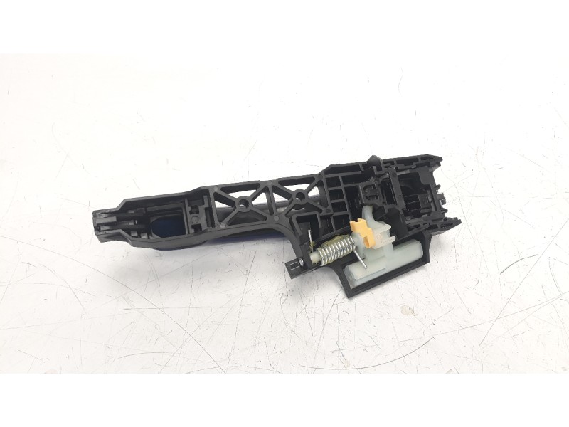 Recambio de maneta exterior trasera izquierda para hyundai i20 active 1.0 tgdi cat referencia OEM IAM 82651Q0010  