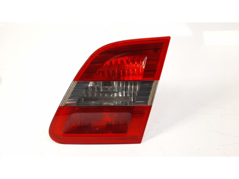 Recambio de piloto trasero derecho interior para mercedes-benz clase b (w245) 2.0 cdi cat referencia OEM IAM 1698201664 104LLE84