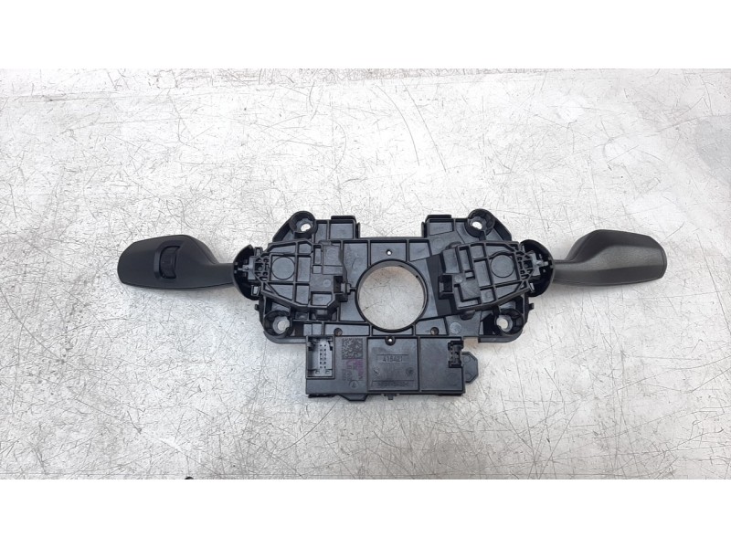 Recambio de mando multifuncion para bmw serie 3 berlina (g20) 2.0 16v turbodiesel referencia OEM IAM 61319437971  