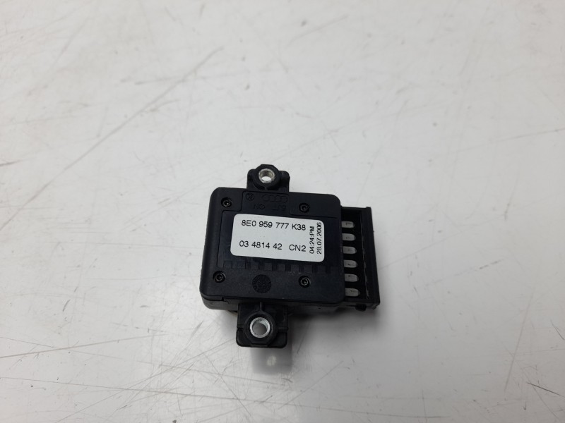 Recambio de interruptor para audi q7 (4l) 3.0 tdi referencia OEM IAM 8E0959777K38  