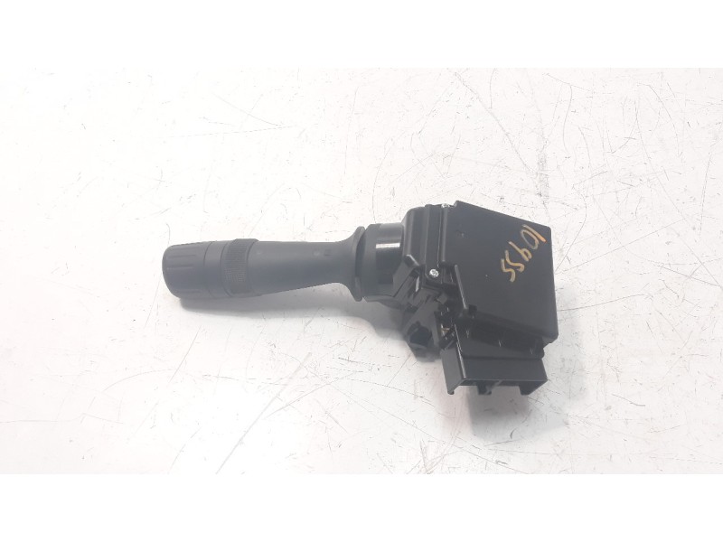 Recambio de mando limpia para toyota rav 4 referencia OEM IAM 17J295 8465212A90 