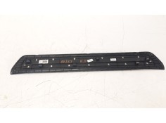Recambio de moldura para kia niro referencia OEM IAM 85883G5100   2