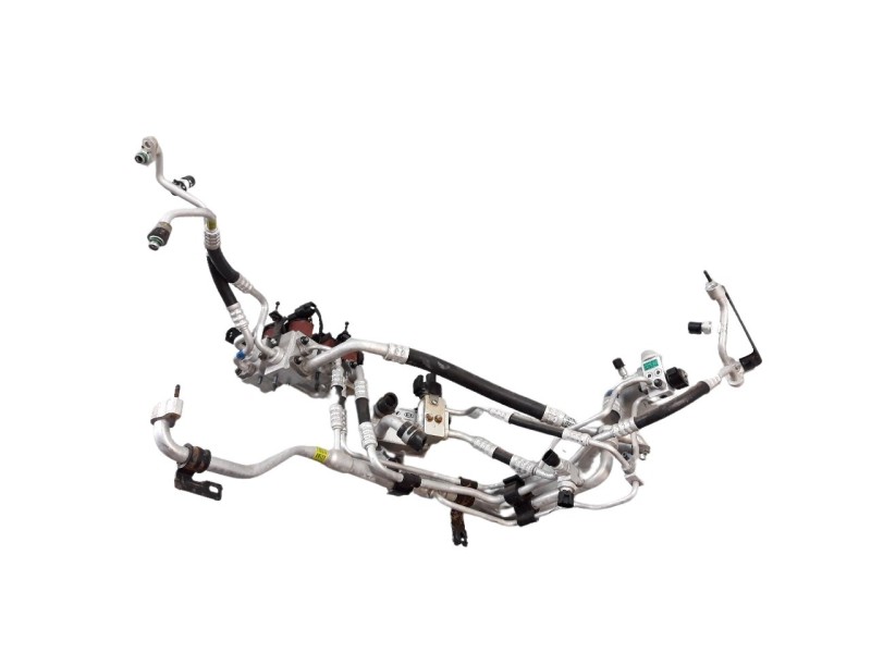 Recambio de tubos aire acondicionado para hyundai kona referencia OEM IAM 97724K4100  