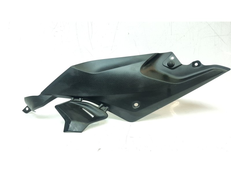 Recambio de moldura para bmw r 1200 r r 1200 r referencia OEM IAM 46638534273  