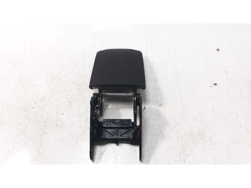 Recambio de apoyabrazos central para volkswagen t-roc 1.5 16v tsi act referencia OEM IAM 2GA864207  