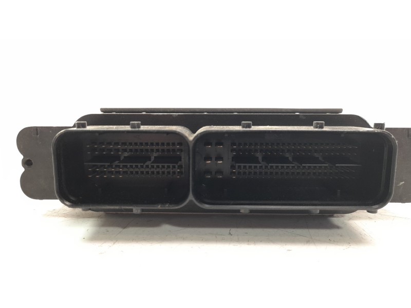 Recambio de centralita motor uce para volkswagen polo referencia OEM IAM 04C907309AT  