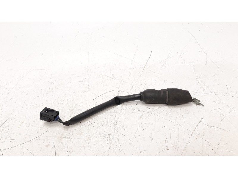 Recambio de interruptor para honda cb 650r referencia OEM IAM 35350MKYD51  