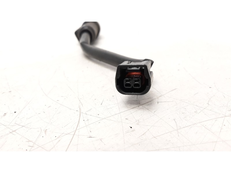 Recambio de interruptor para honda cb 650r referencia OEM IAM 35350MKYD51  