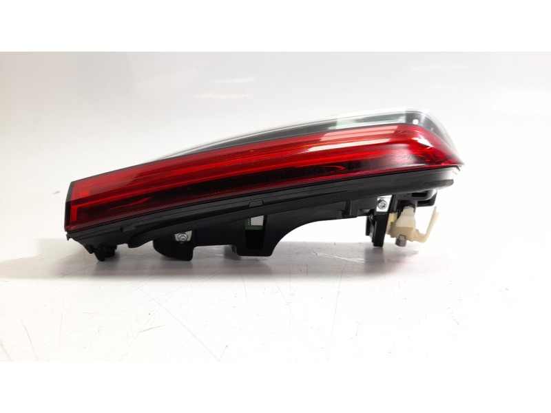 Recambio de piloto trasero izquierdo interior para bmw serie 3 berlina (g20) 2.0 16v turbodiesel referencia OEM IAM H7742045308 