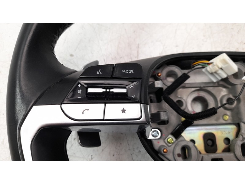 Recambio de volante para hyundai tucson referencia OEM IAM 56170N9000  