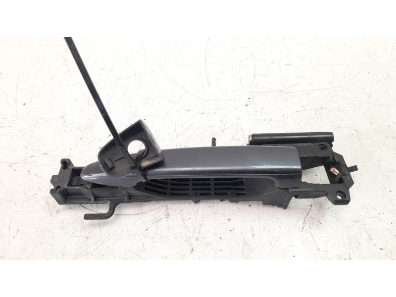 Recambio de maneta exterior delantera izquierda para toyota land cruiser (j12) 3.0 turbodiesel referencia OEM IAM 6921128070F2  
