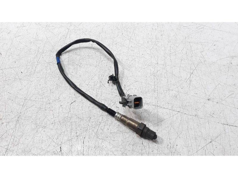 Recambio de sonda lambda para hyundai kona 1.0 tgdi cat referencia OEM IAM 3921004140  