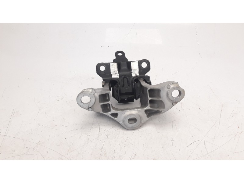 Recambio de soporte motor izquierdo para mazda cx-30 referencia OEM IAM BDGF39070  