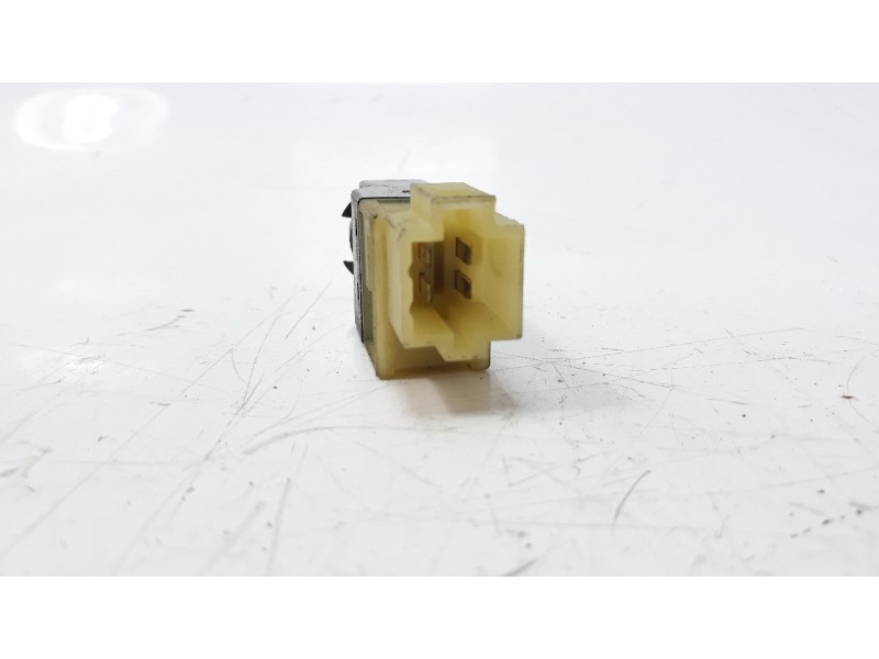 Recambio de interruptor para mercedes-benz clase a (w169) 1.5 cat referencia OEM IAM A0015456709  
