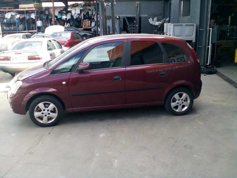 opel meriva del año 2004