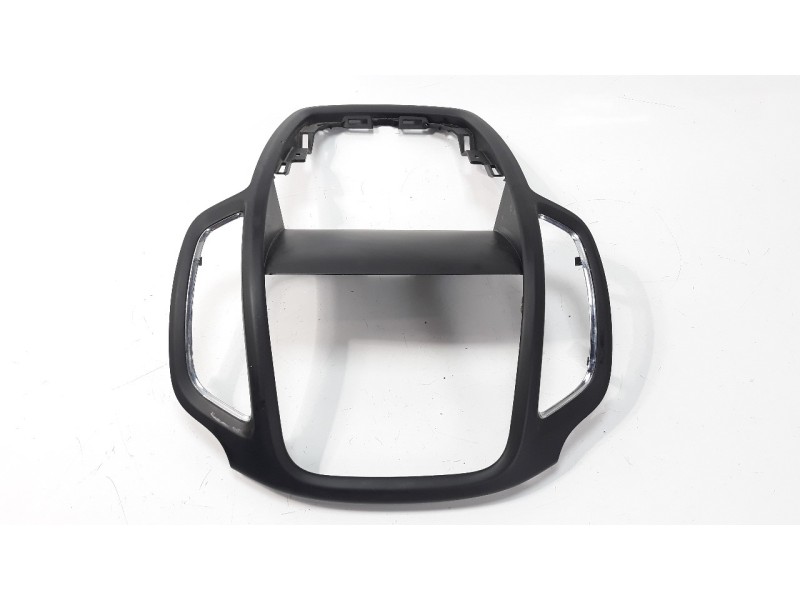 Recambio de moldura para opel zafira tourer 1.4 16v turbo cat (a 14 net / luj) referencia OEM IAM 332910517  