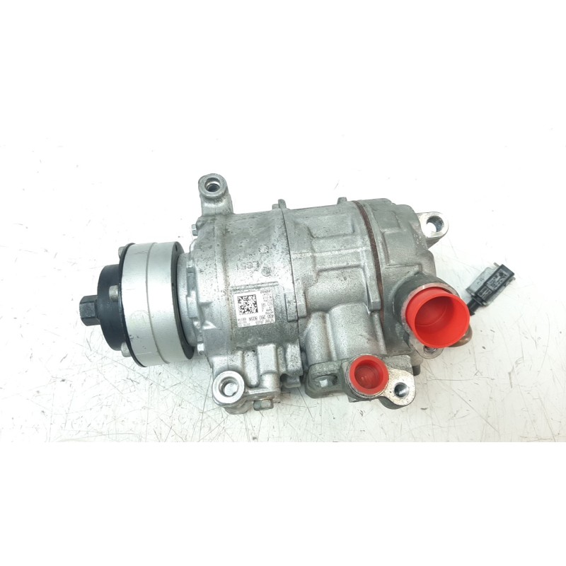 Recambio de compresor aire acondicionado para audi s6 avant (4gd) 4.0 v8 32v tfsi referencia OEM IAM 4G0260805N  CAF770037VW