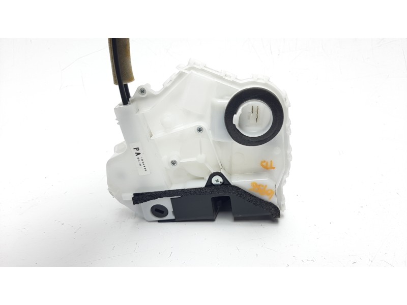 Recambio de cerradura puerta trasera derecha para mazda 3 berlina (bp) referencia OEM IAM BCJHIO3A490  