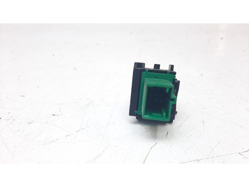 Recambio de interruptor para peugeot rifter 1.5 blue-hdi fap referencia OEM IAM 9817026977  