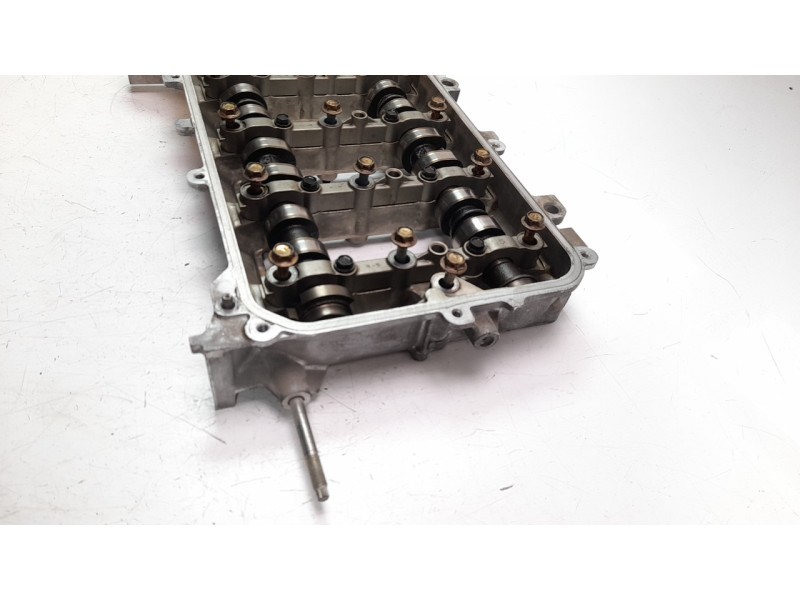 Recambio de culatin para toyota prius+ eco referencia OEM IAM 1110337030  
