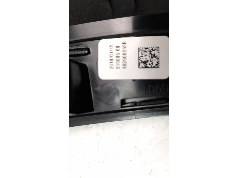 Recambio de moldura para renault clio iv 1.5 dci diesel fap referencia OEM IAM 682600568R  