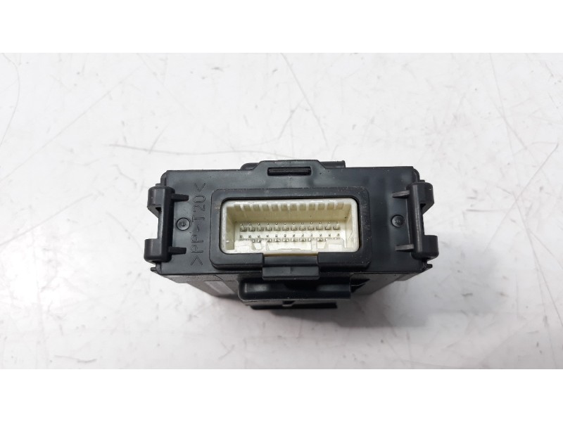 Recambio de modulo electronico para nissan qashqai (j11) 1.2 16v cat referencia OEM IAM 476A04EA0A  