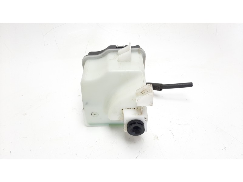 Recambio de deposito expansion para mazda 3 berlina (bp) referencia OEM IAM PAF115351  