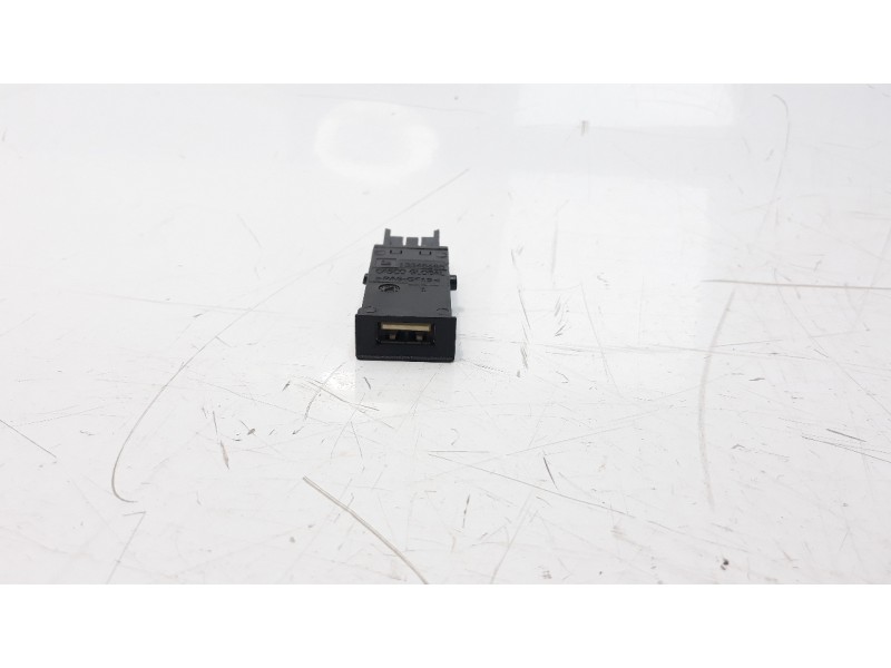 Recambio de modulo electronico para opel astra j lim. 1.7 16v cdti referencia OEM IAM 13348688  