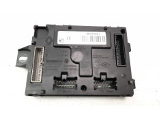 CAJA RELES / FUSIBLES 284B10447R 