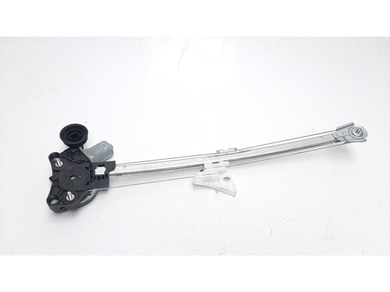 Recambio de elevalunas trasero derecho para mazda 3 berlina (bp) referencia OEM IAM BCJH72590A  