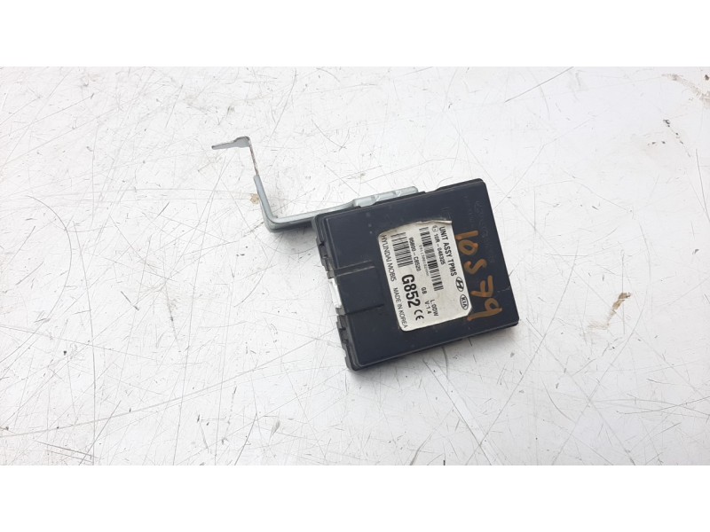 Recambio de modulo electronico para hyundai i20 1.2 16v cat referencia OEM IAM 95800C8520 10R048325 