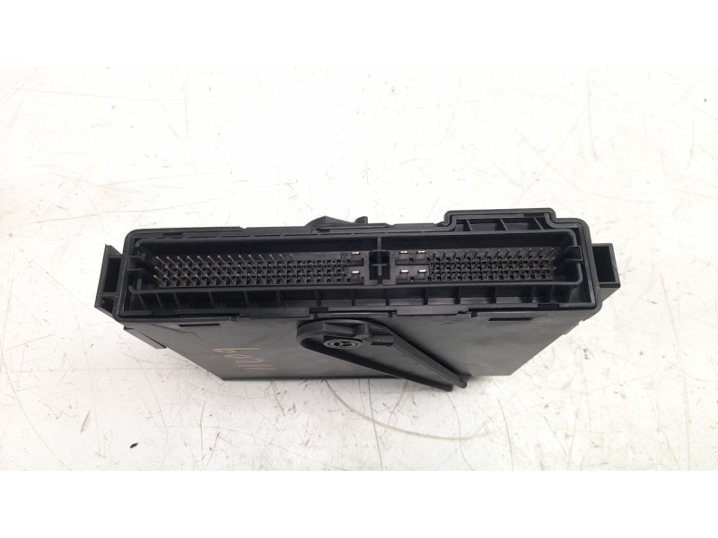 Recambio de modulo electronico para opel corsa c 1.7 16v di cat (y 17 dtl / lk8) referencia OEM IAM 313203739  