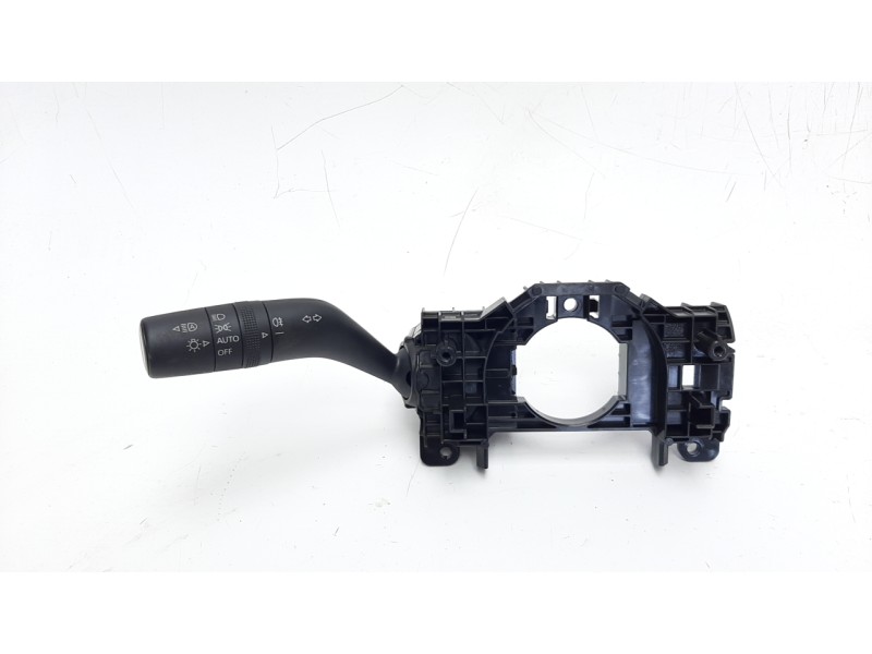 Recambio de mando intermitentes para mazda 3 berlina (bp) referencia OEM IAM BDMC66122A  