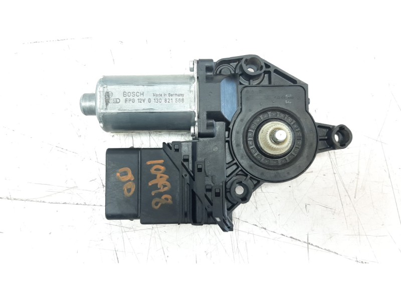 Recambio de motor elevalunas trasero derecho para volkswagen touran (1t3) 2.0 tdi referencia OEM IAM 0130821566  