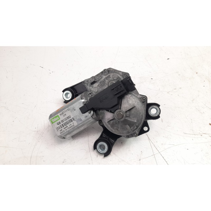Recambio de motor limpia trasero para opel corsa c 1.7 16v di cat (y 17 dtl / lk8) referencia OEM IAM 09132802  