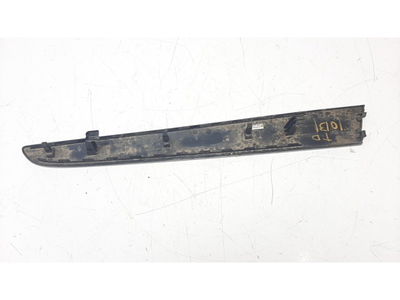 Recambio de moldura para audi q5 (8r) 2.0 16v tdi referencia OEM IAM 8R0867409  
