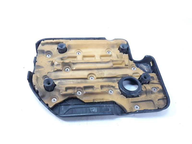 Recambio de tapa motor para ssangyong tivoli 1.6 turbodiesel cat referencia OEM IAM A6730100214  