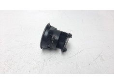 Recambio de rejilla aireadora para mazda 3 berlina (bk) 1.6 cd diesel cat referencia OEM IAM BP4KGM731   2