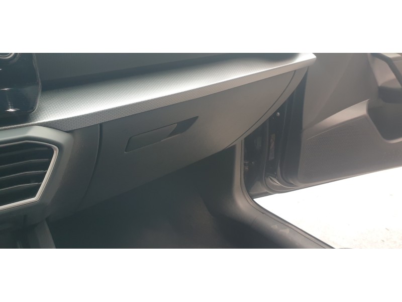 Recambio de guantera para seat leon (kl1) 1.5 16v tsi act referencia OEM IAM 5FB857095J  