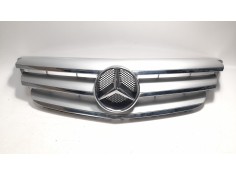 REJILLA DELANTERA A1698800883 A1698800883 