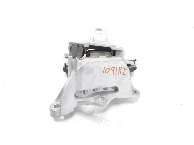 Recambio de soporte motor izquierdo para mazda 3 berlina (bp) referencia OEM IAM BDNF39040B  