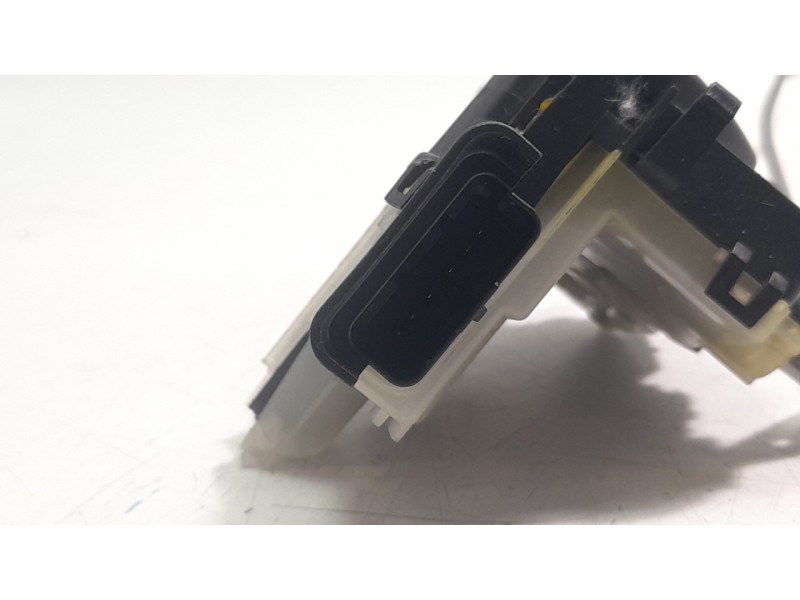 Recambio de cerradura puerta delantera derecha para citroen c4 cactus 1.6 blue-hdi fap referencia OEM IAM 9819038480  