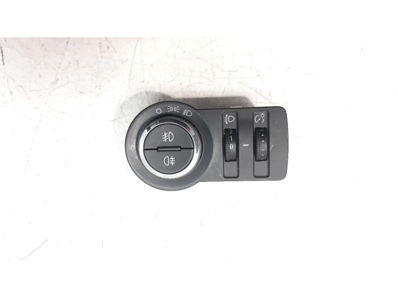 Recambio de mando luces para opel astra j lim. 1.7 16v cdti referencia OEM IAM 13268703  