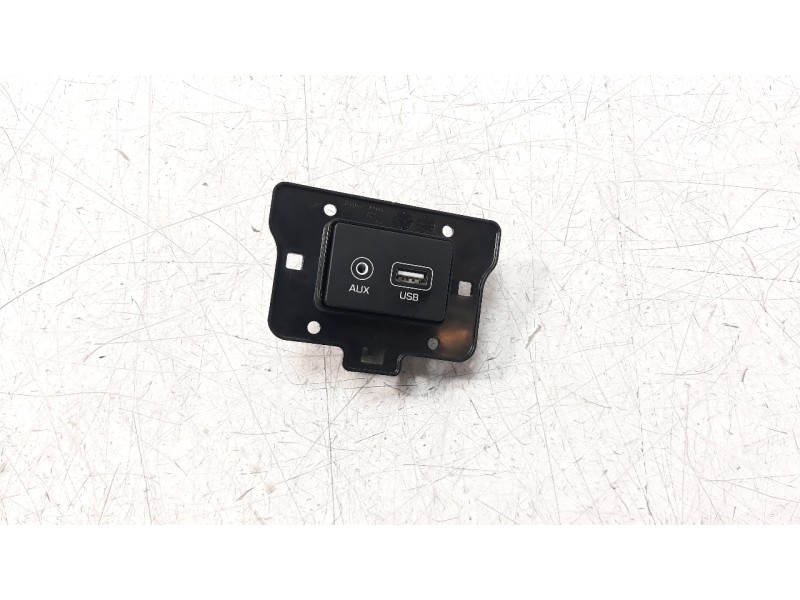 Recambio de modulo electronico para hyundai kona 1.0 tgdi cat referencia OEM IAM 96120J9500  