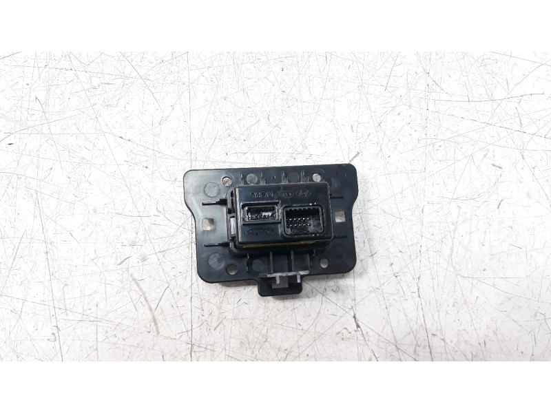 Recambio de modulo electronico para hyundai kona 1.0 tgdi cat referencia OEM IAM 96120J9500  