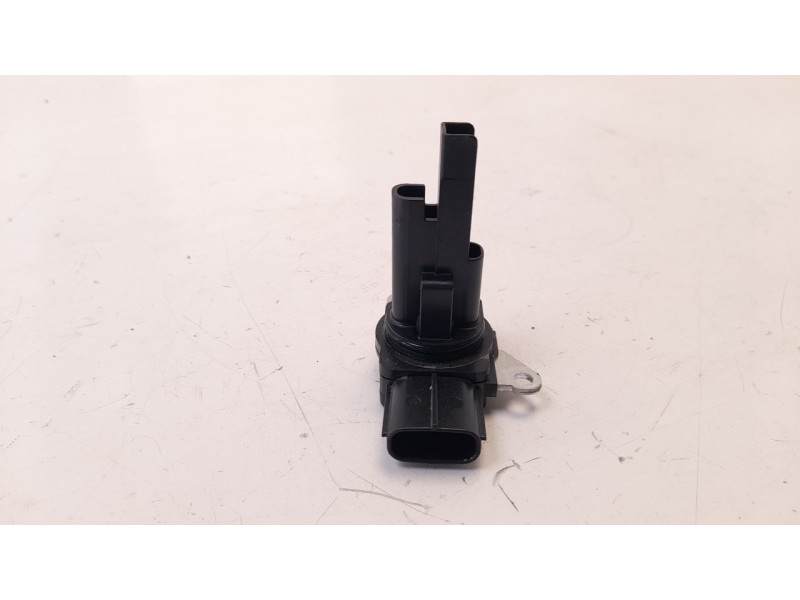 Recambio de caudalimetro para toyota yaris 1.5 16v cat referencia OEM IAM 222040V020  