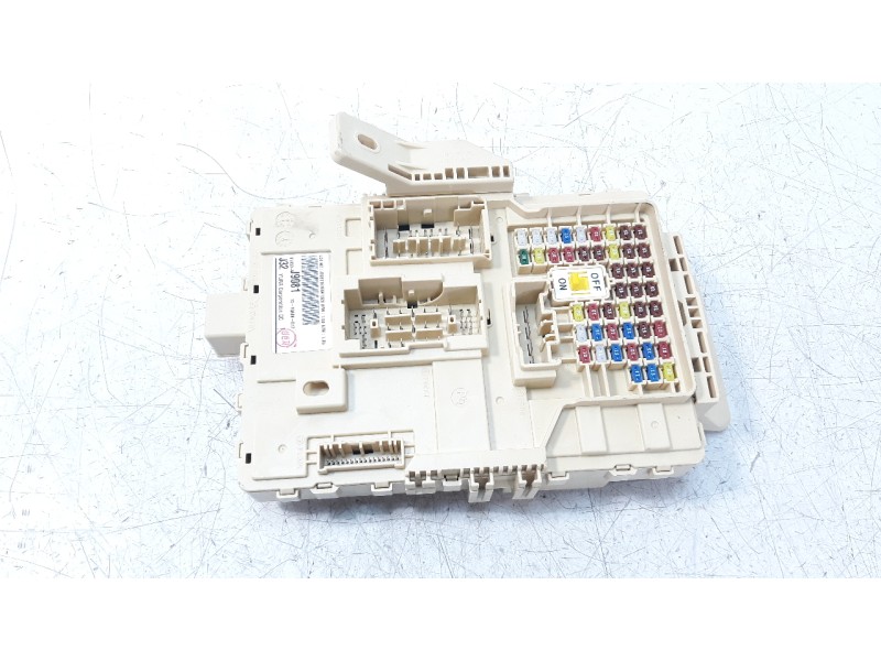 Recambio de caja reles / fusibles para hyundai kona 1.0 tgdi cat referencia OEM IAM 91950J9081  