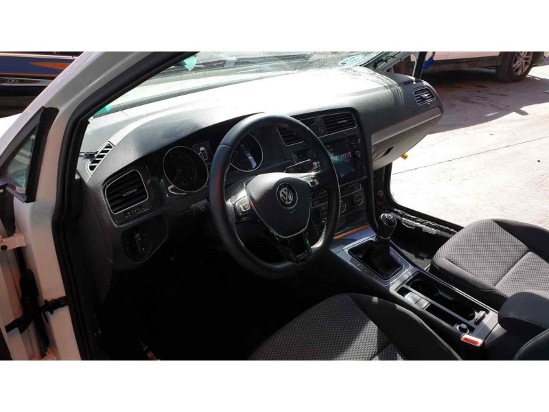 volkswagen golf vii lim. del año 2019