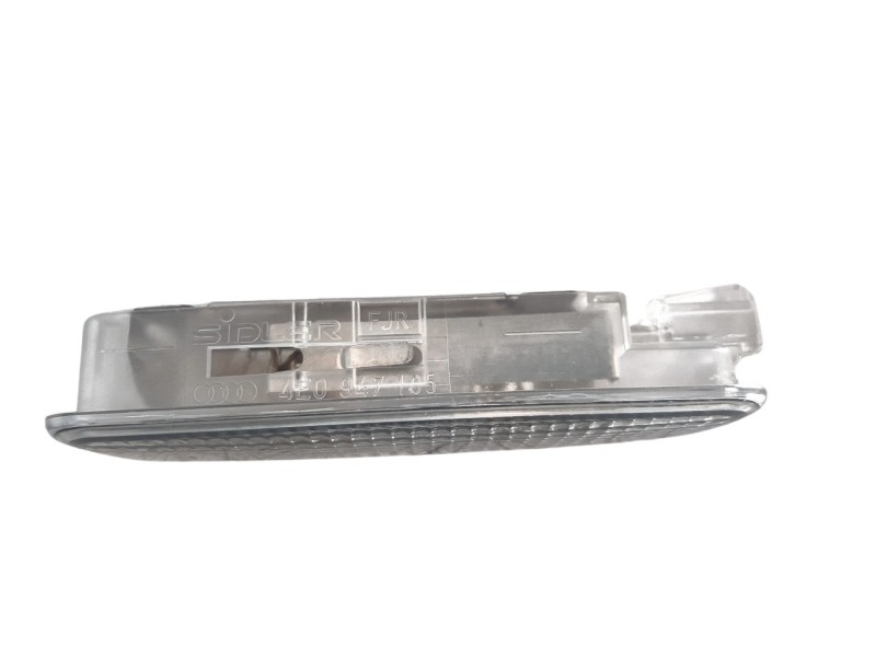 Recambio de luz interior para audi a4 ber. (b8) 2.0 16v tdi referencia OEM IAM 4E0947105  